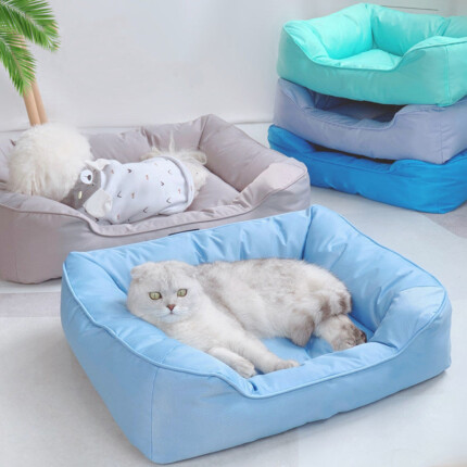 Cama quadrada à prova d'água com resfriamento médio para cães e gatos | Petz